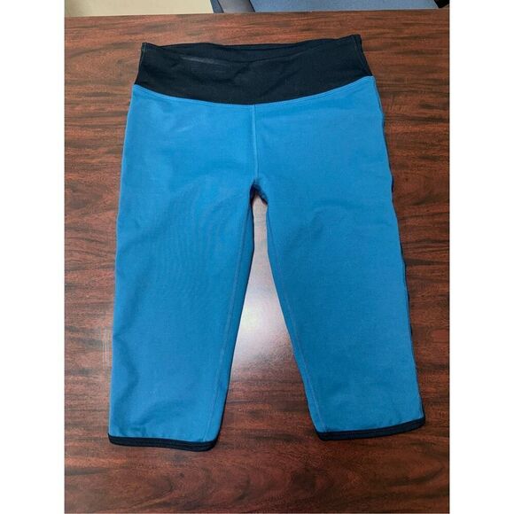 Fabletics Rio Run Crop Leggings Size Small - Picture 1 of 7